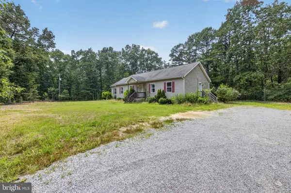 1231 BUFFALO AVE, Mays Landing, NJ 08330