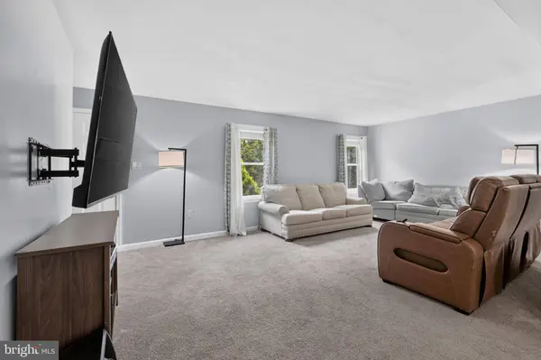 1231 BUFFALO AVE, Mays Landing, NJ 08330
