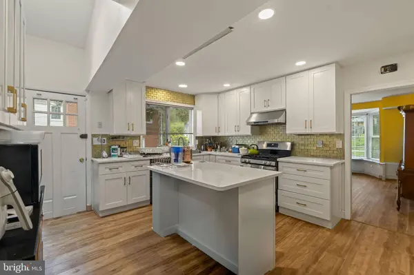 124 KINGSTON RD, Cheltenham, PA 19012