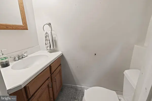 240 WINDING WAY RD, Stratford, NJ 08084