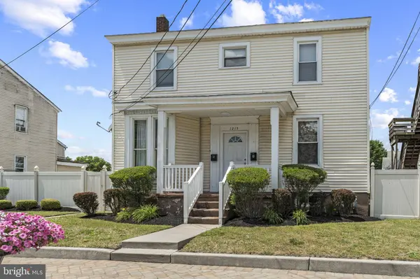 1215 KINGS HWY, Swedesboro, NJ 08085