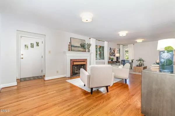 1316 Dixie Trail, Raleigh, NC 27607