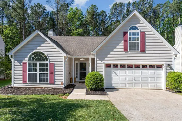 9212 Erinsbrook Drive, Raleigh, NC 27617