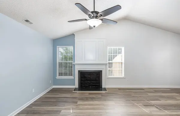 9212 Erinsbrook Drive, Raleigh, NC 27617