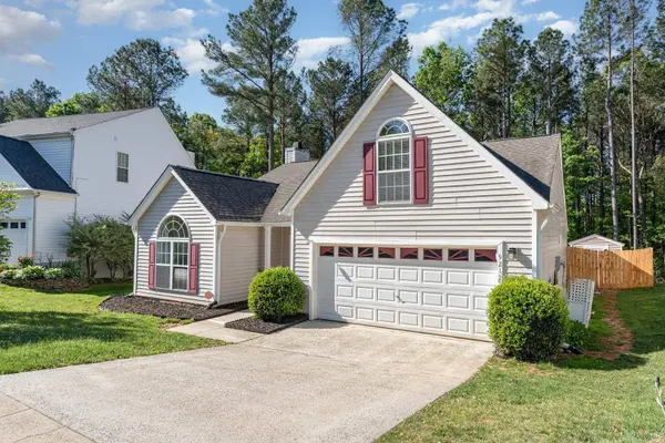 9212 Erinsbrook Drive, Raleigh, NC 27617