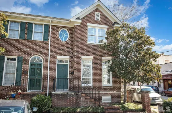 130 Fenner LN, Raleigh, NC 27603