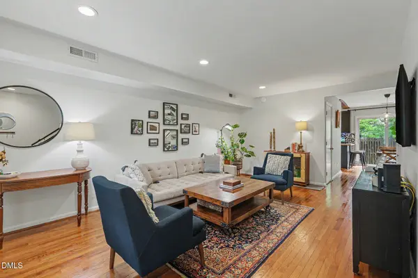 3732 Yorktown PL, Raleigh, NC 27609