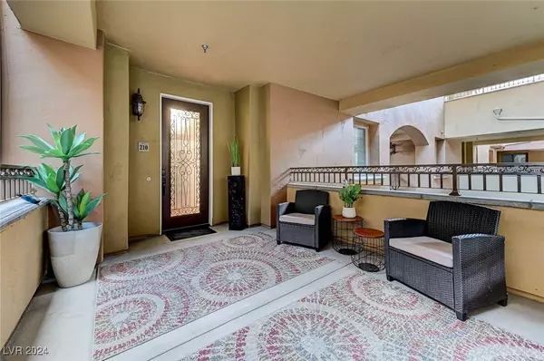 30 Via Mantova #210, Henderson, NV 89011