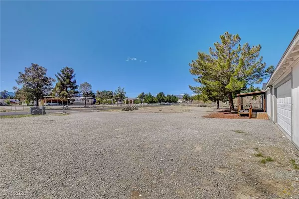 1450 W Donner ST, Pahrump, NV 89048