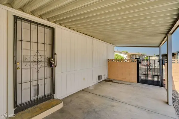 3202 Chimayo LN, Las Vegas, NV 89122