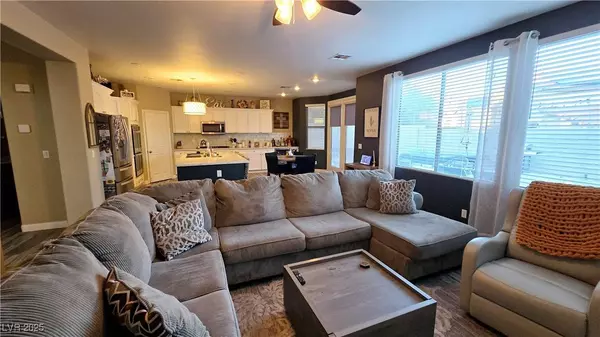 9195 Arbor Glen ST, Las Vegas, NV 89123