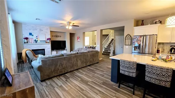 9195 Arbor Glen ST, Las Vegas, NV 89123