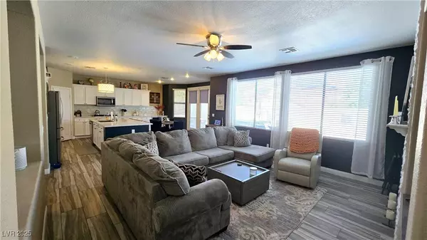 9195 Arbor Glen ST, Las Vegas, NV 89123