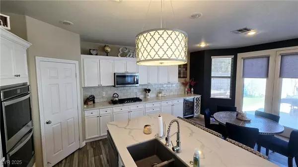 9195 Arbor Glen ST, Las Vegas, NV 89123