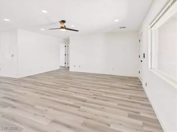 5610 N Linda ST, Pahrump, NV 89060