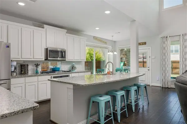 941 Nathanael Greene Court, Aubrey, TX 76227