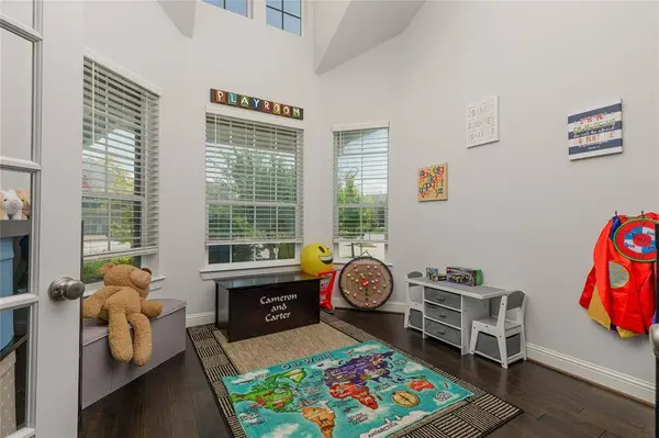 941 Nathanael Greene Court, Aubrey, TX 76227