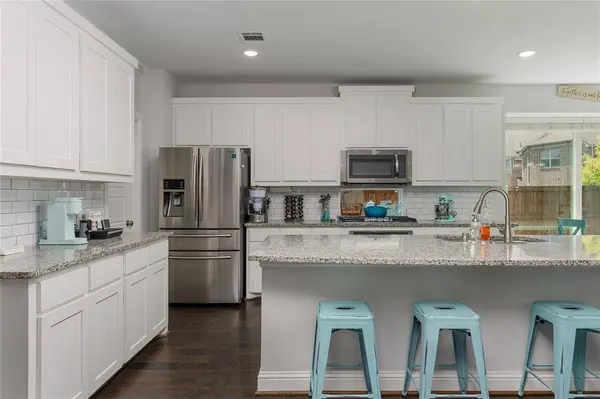 941 Nathanael Greene Court, Aubrey, TX 76227