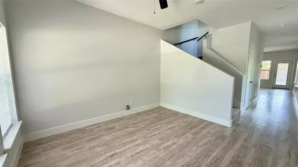 402 Frazier Street, Terrell, TX 75160