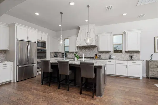 6738 Barnes Drive, Frisco, TX 75034