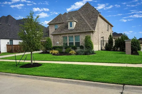 6738 Barnes Drive, Frisco, TX 75034