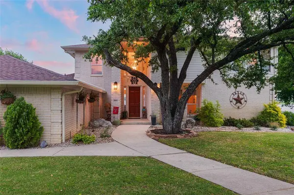 3913 S Shore Circle, Little Elm, TX 75068