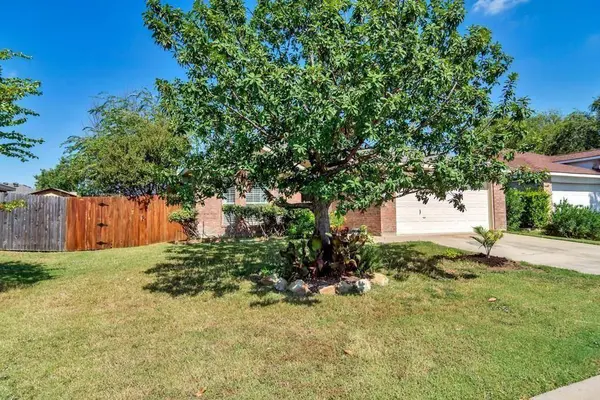 655 Mustang Court, Little Elm, TX 75068