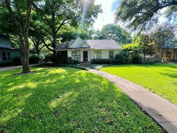 531 S Dallas Avenue, Lancaster, TX 75146