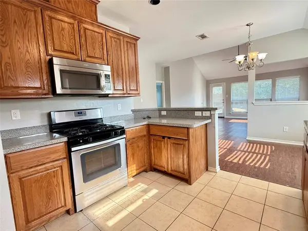 412 Windridge DR, Little Elm, TX 75068