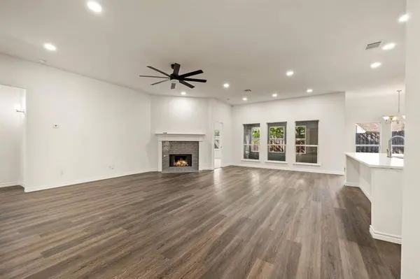 9509 Water Tree Drive, Mckinney, TX 75072