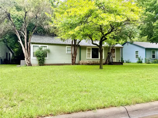 1009 Denton ST, Denton, TX 76201