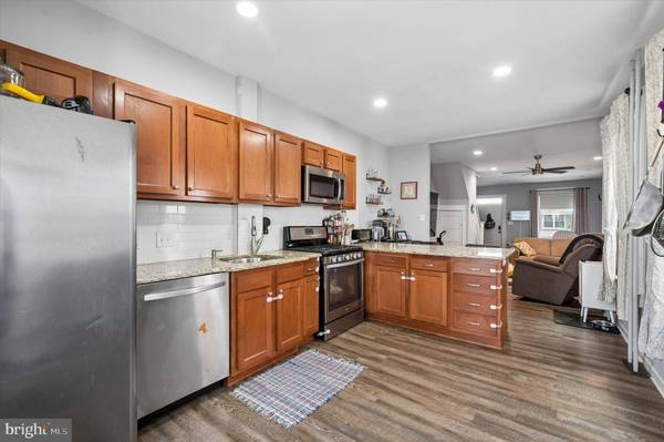 2333 E CLEARFIELD ST, Philadelphia, PA 19134