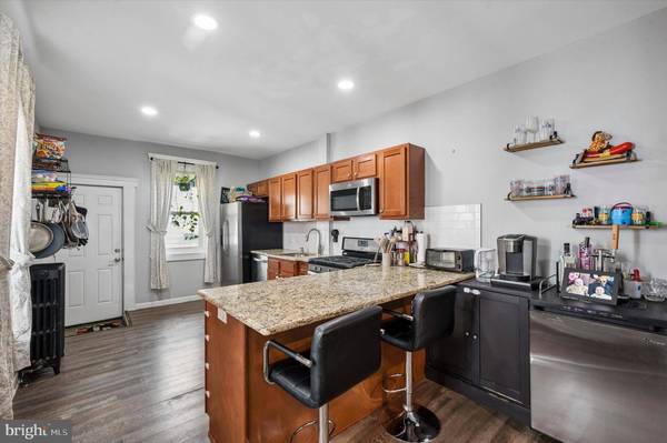 2333 E CLEARFIELD ST, Philadelphia, PA 19134