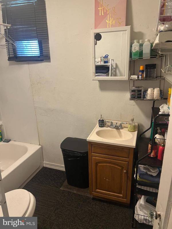 6532 LIMEKILN PIKE, Philadelphia, PA 19138