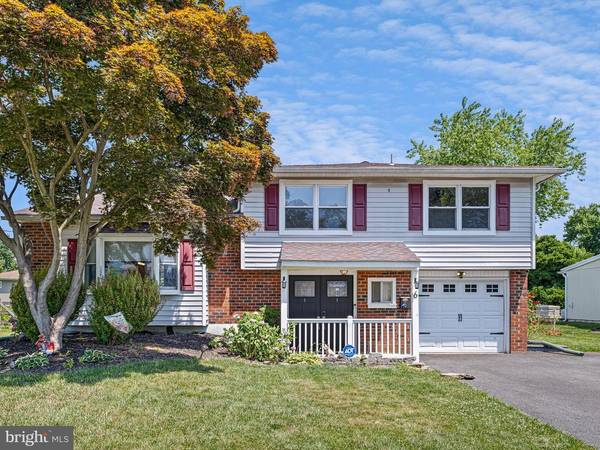 6 Pinedale Rd, Newark, DE 19711-5526