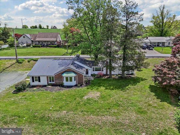 547 MARTIC HEIGHTS DR, Holtwood, PA 17532