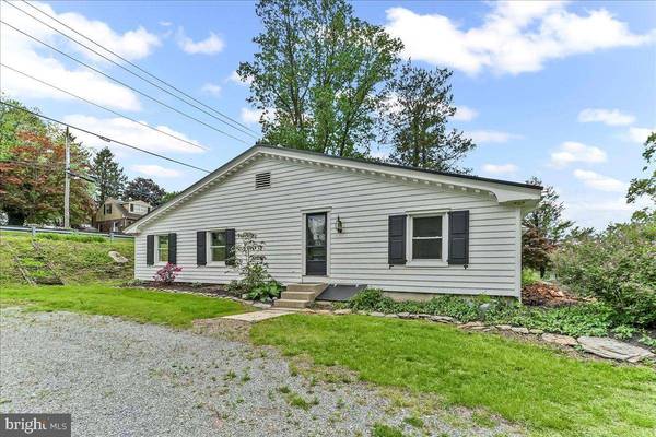 547 MARTIC HEIGHTS DR, Holtwood, PA 17532