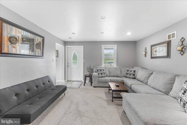 9 HELEN ST, Coatesville, PA 19320