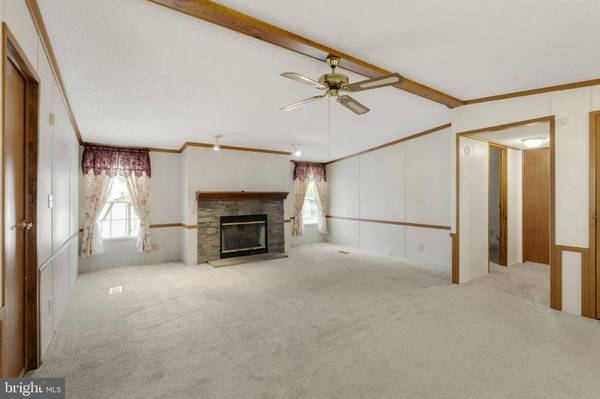 21 JAKE DR, Ronks, PA 17572