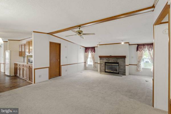 21 JAKE DR, Ronks, PA 17572