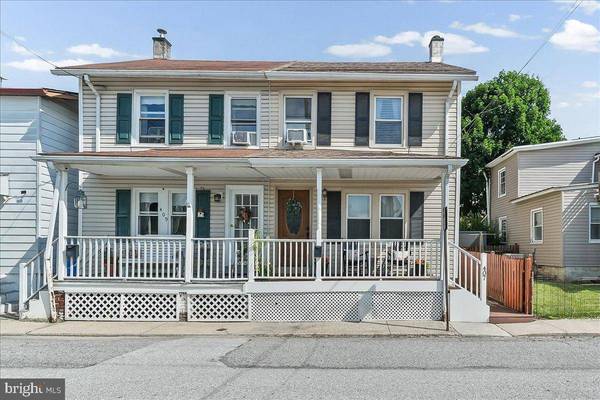 407 WALNUT ST, Parkesburg, PA 19365