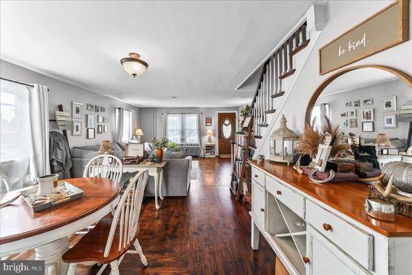 407 WALNUT ST, Parkesburg, PA 19365