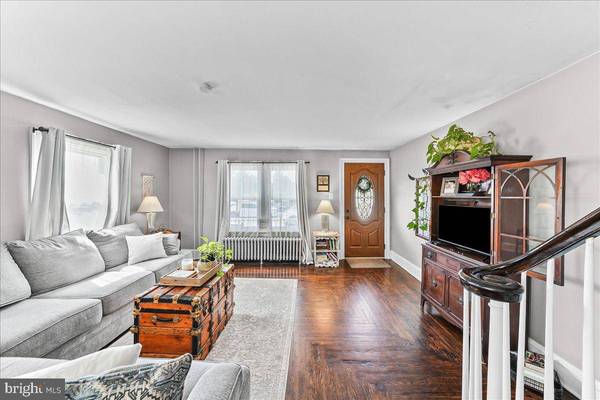 407 WALNUT ST, Parkesburg, PA 19365