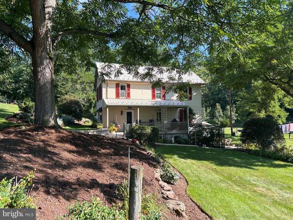 1569 STONEMILL DR, Elizabethtown, PA 17022