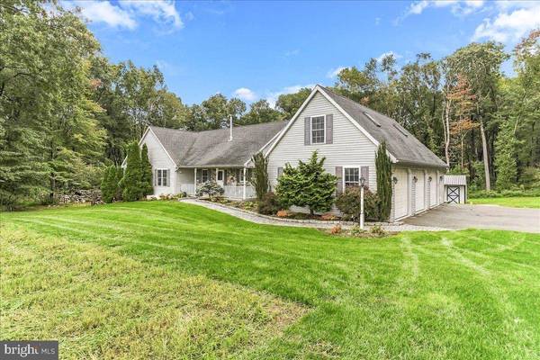 318 SPRINGHILL RD, Quarryville, PA 17566