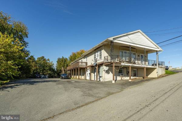 4880 E PROSPECT RD, York, PA 17406