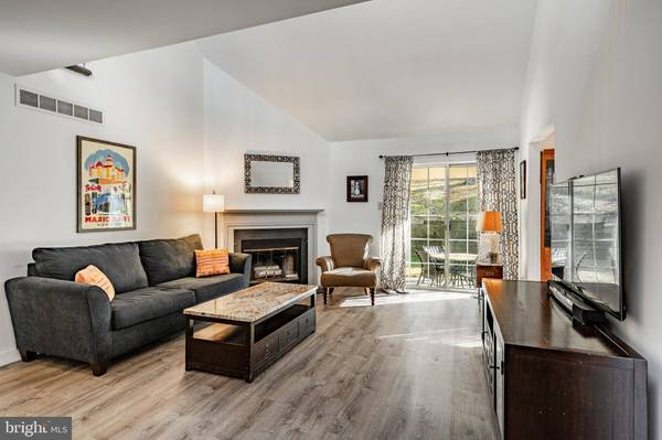 48 SHEFFIELD LN, West Chester, PA 19380