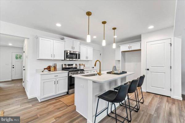 203 CHESTNUT PKWY, Wallingford, PA 19086