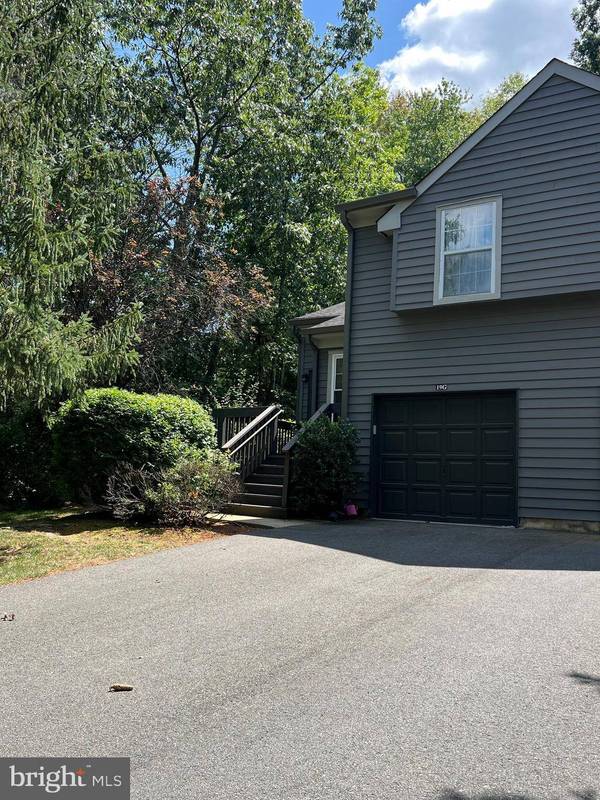 19G EVERT CT, Princeton, NJ 08540