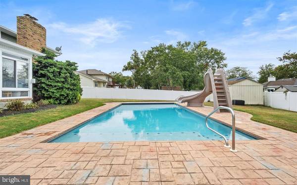 1880 PRINCESS LN, Vineland, NJ 08361